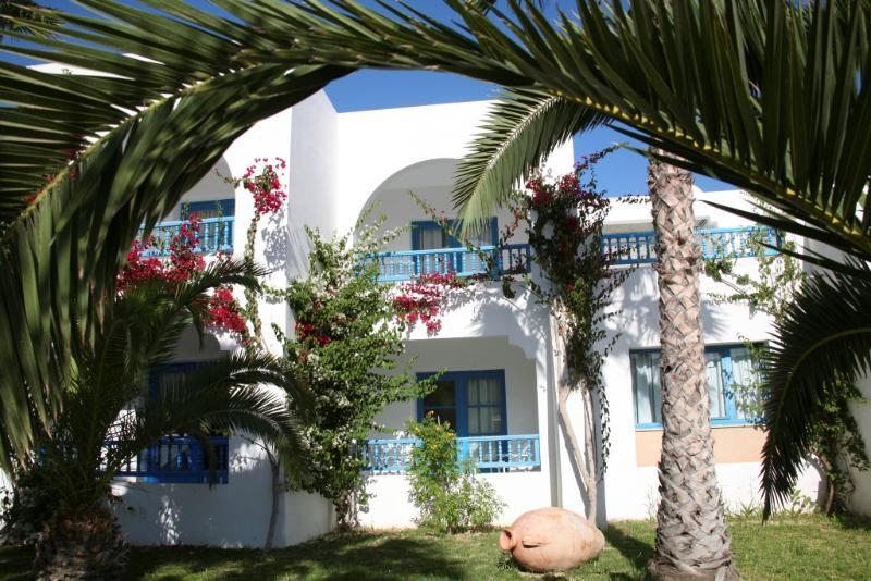 Dar El Manara Djerba Hotel & Aparts Midoun Exterior photo